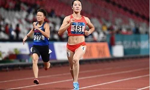 女子田径一百米,田径女子100米摔跤